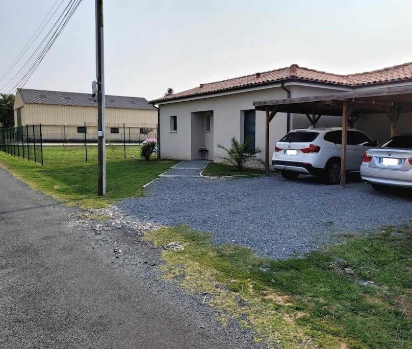 Maison Individuelle Cloturee Villa Coutras Exterior foto